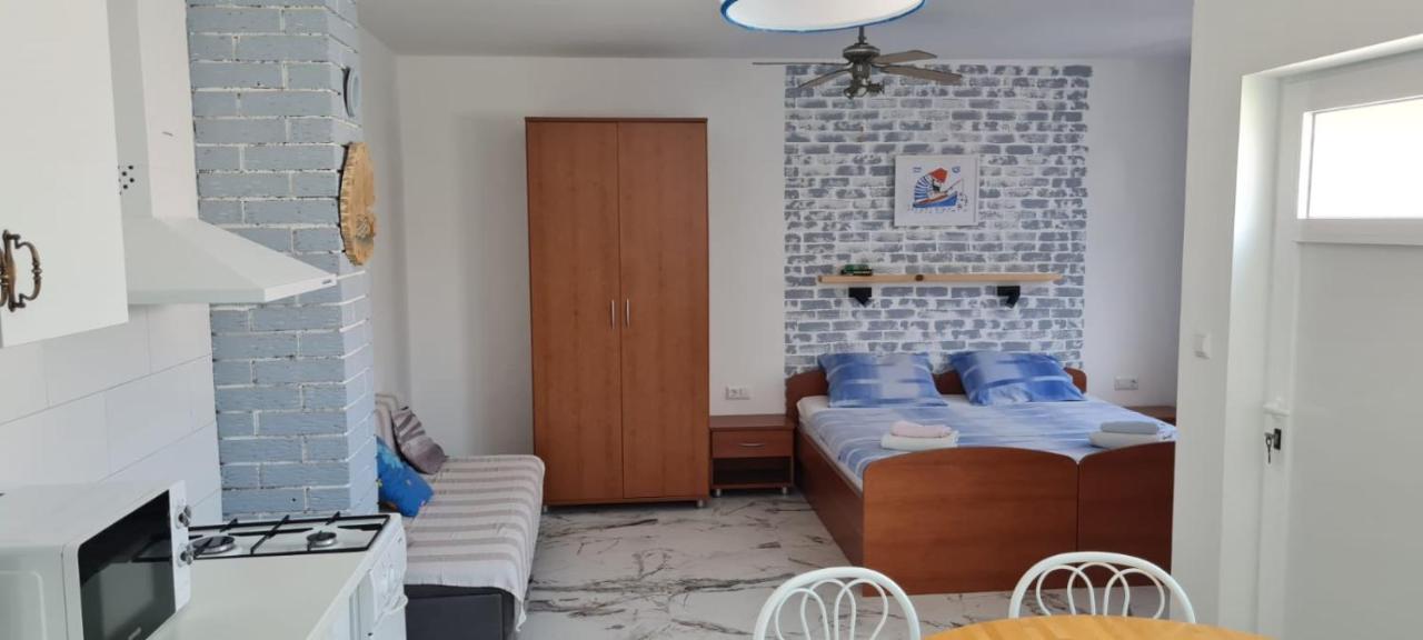 Apartmani Centar Seline Paklenica Ngoại thất bức ảnh
